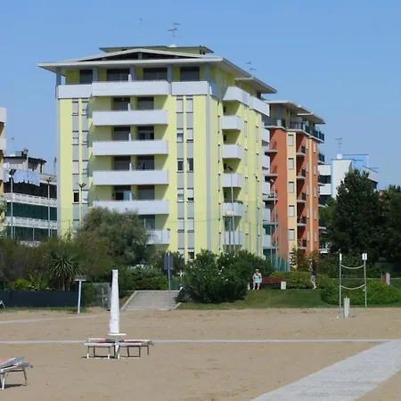 Fuer 6 Personen Ca 50 Qm In Bibione, Adriakueste Italien Und Umgebung * Μπιμπιόνε
