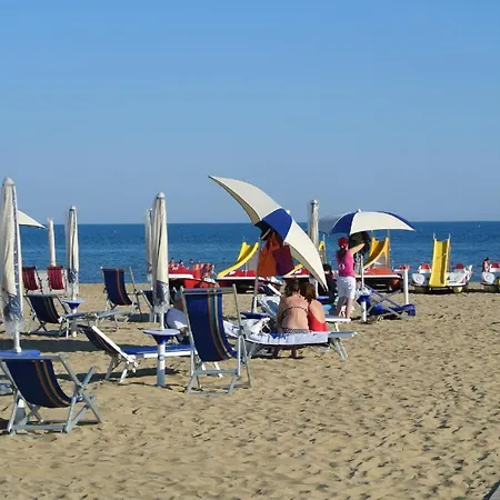 Fuer 6 Personen Ca 50 Qm In Bibione, Adriakueste Italien Und Umgebung